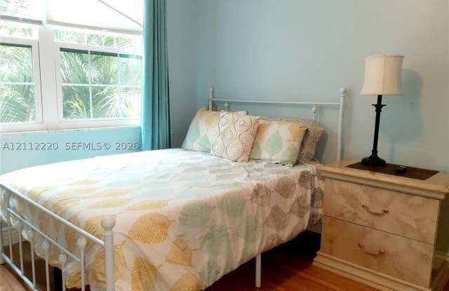 508 W Westree Ln Gallery 1