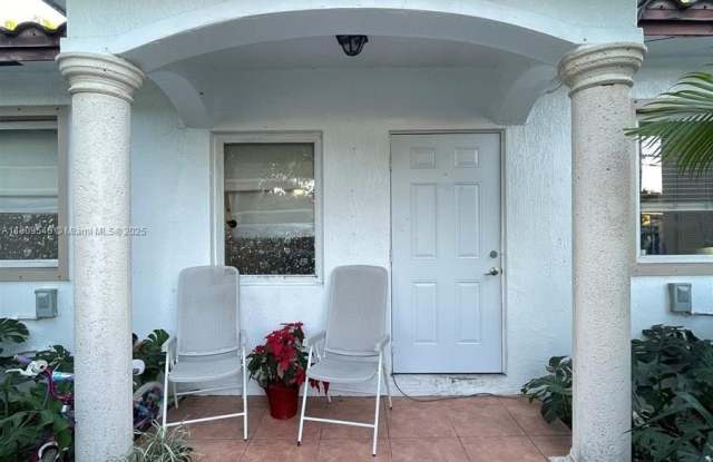 3800 SW 29th St - 3800 Southwest 29th Street, Miami, FL 33134