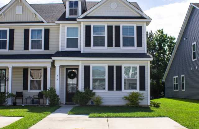 212 Kirkland Street photos photos
