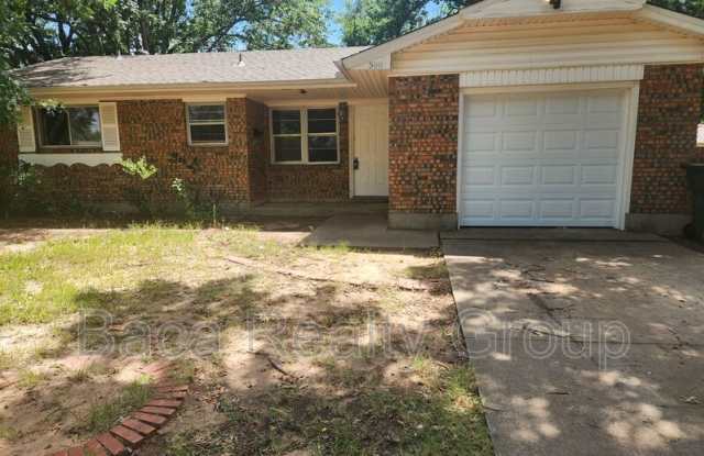 500 Clearview Dr photos photos