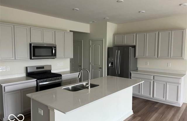14182 Bay Willow Drive Gallery 4