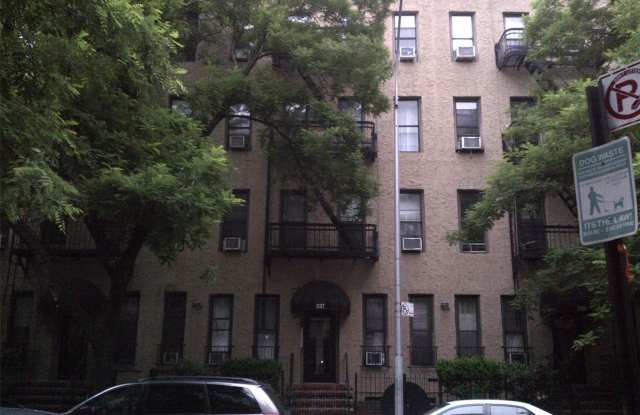 337 E 85 Street - 337 East 85th Street, New York City, NY 10028