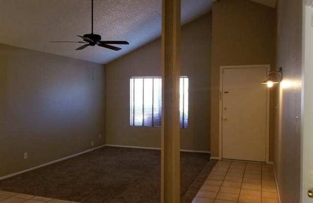 EXCELLENT CORNER LOT HOME IN ADULT COMMUNITY! Gallery 4