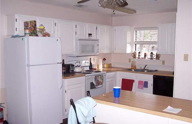 128 Ridgeway Drive Gallery 2