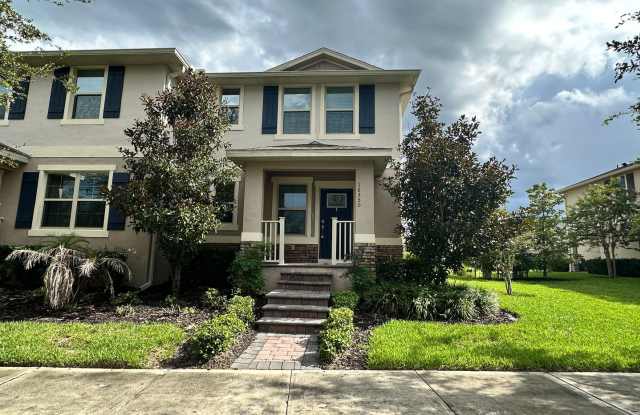 Awesome townhome in Resort Style Conmuunity Gallery 1