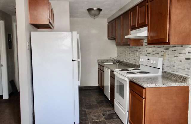 230 OAK MANOR PLACE photos photos