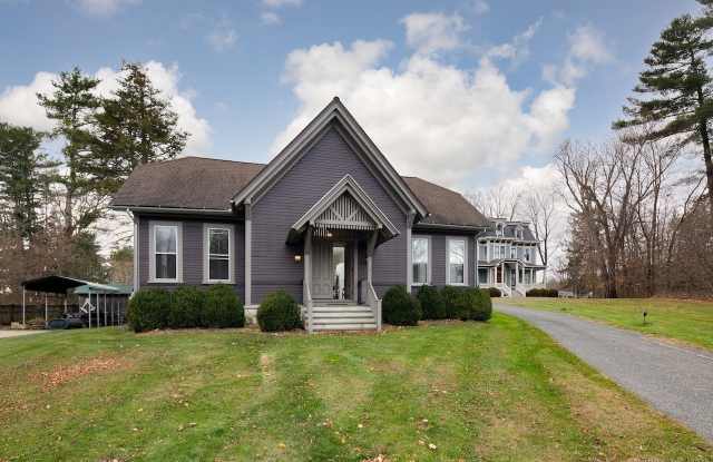 33 Sharon Road photos photos