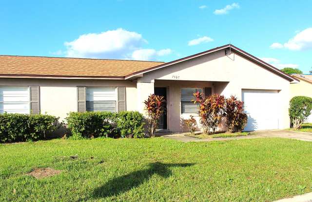 Home in the Goldenrod Area for rent. - 7507 Winter Shade Drive, Orange County, FL 32822 Home in the Goldenrod Area for rent. - 7507 Winter Shade Drive, Orange County, FL 32822