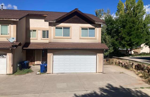 Beautiful  Spacious 2-Bedroom, 3-Bath Townhome photos photos