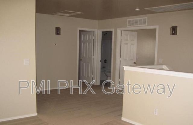 3776 W Wayne Lane Gallery 3