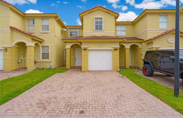 8643 NW 112th - 8643 Northwest 112th Place, Doral, FL 33178