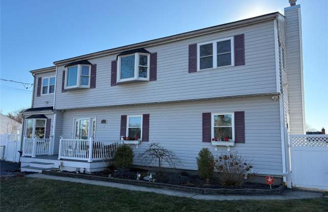 1214 August Road - 1214 August Road, North Babylon, NY 11703