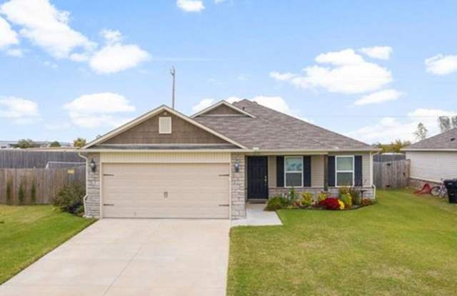 Spacious 3 Bed 2 Bath Home with 2 car garage and large backyard. Broken Arrow Schools! photos photos