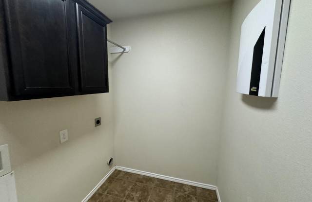 9302 Remington Avenue photos photos