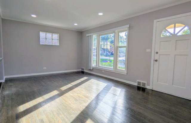 209 North Dryden Place Gallery 2
