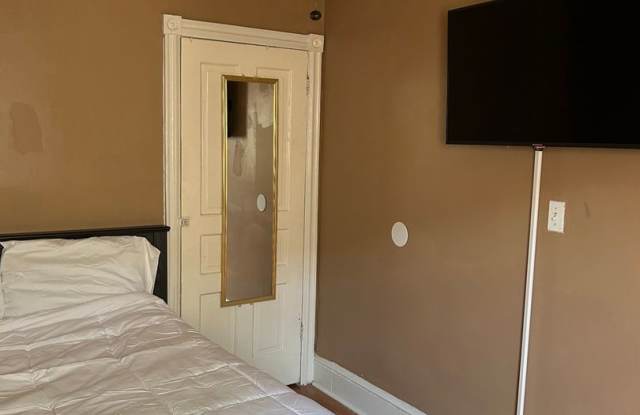 Charming 3BR House in Wilmington Gallery 4