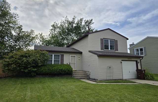 20656 S Acorn Ridge Drive - 20656 South Acorn Ridge Drive, Frankfort Square, IL 60423 20656 S Acorn Ridge Drive - 20656 South Acorn Ridge Drive, Frankfort Square, IL 60423