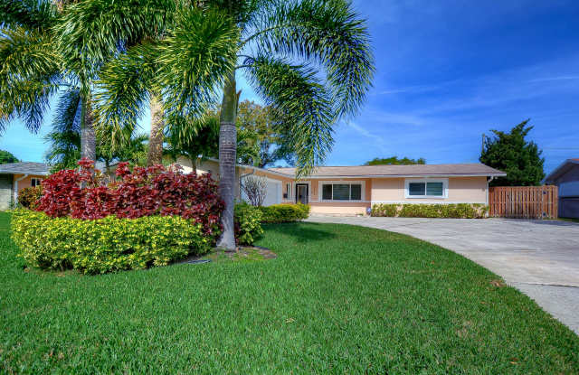 2645 63rd Avenue South photos photos