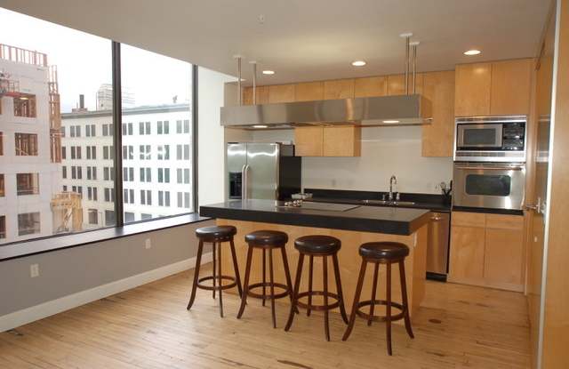2-Bedroom Unit Available in Downtown Columbus photos photos