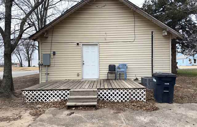 1501 North Jackson Street Gallery 2