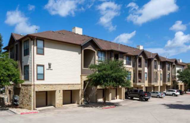 9932 McNeil Dr Gallery 4