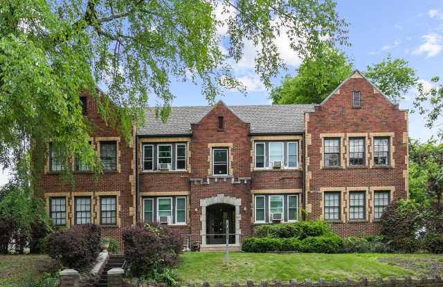 Clairmont Apartments Gallery 1