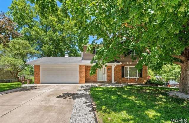 6 SANDWEDGE Drive photos photos