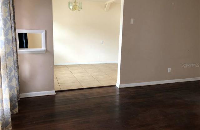1605 S FREDERICA AVENUE Gallery 2