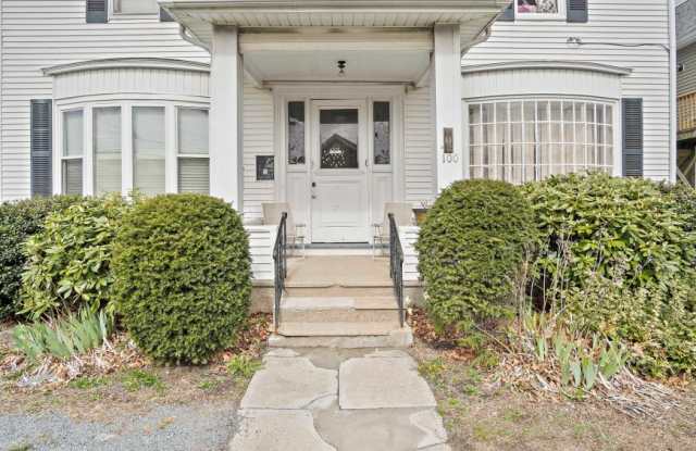 100 North Franklin St. photos photos