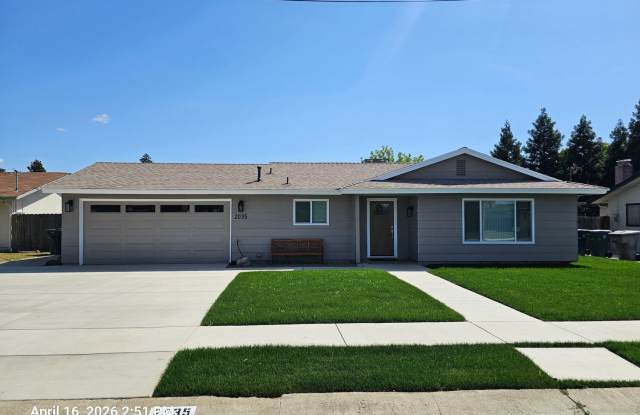 2035 E. Kern - 2035 East Kern Avenue, Tulare, CA 93274