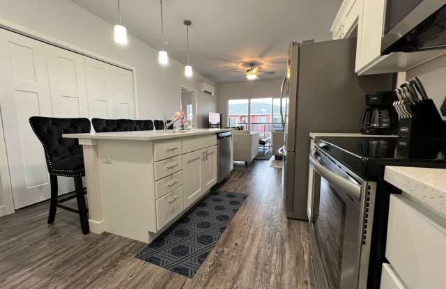 1501 N. Windsor Ave. #304 photos photos