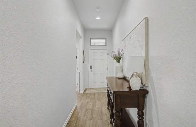 1825 Agarito Drive Gallery 3