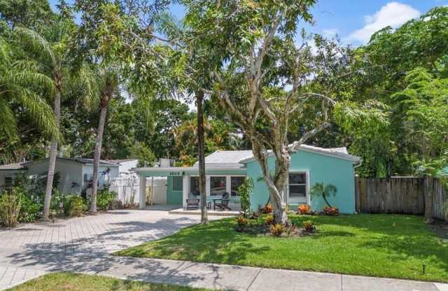 1015 SW 20th St - 1015 Southwest 20th Street, Fort Lauderdale, FL 33315