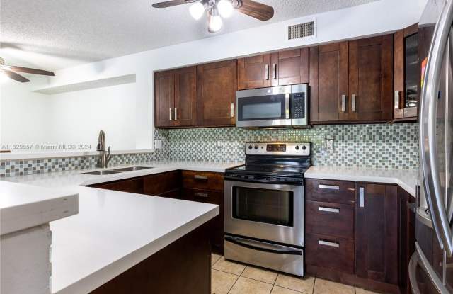 7640 Westwood Drive photos photos