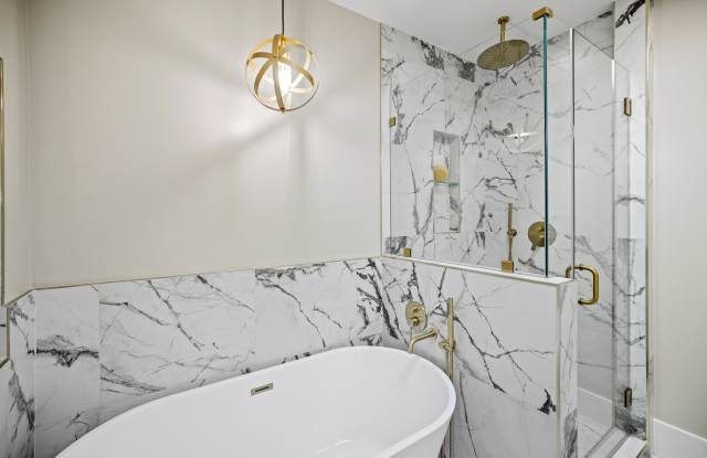 1242 Quincy Street Northwest - Unit 2 Gallery 4
