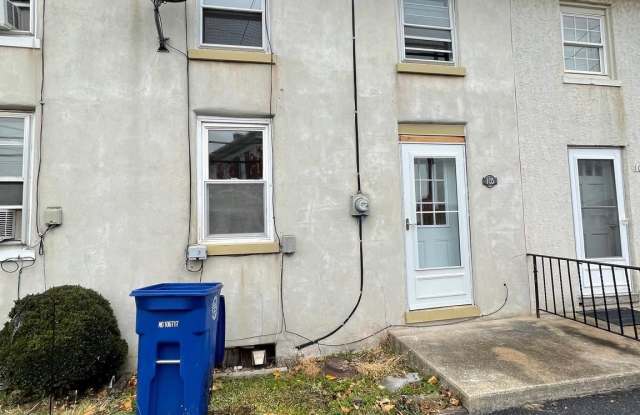 105 SPRING GARDEN Street - 105 Spring Garden Street, Leesport, PA 19533