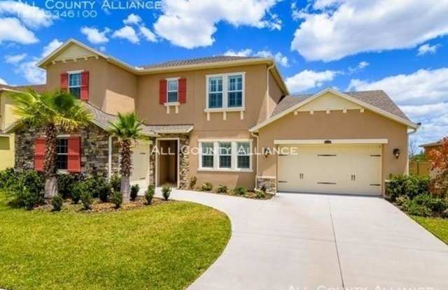 2390 Gwynhurst Blvd. - 2390 Gwynhurst Boulevard, Wesley Chapel, FL 33543