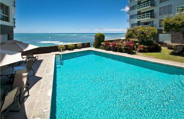 2957 Kalakaua Ave photos photos