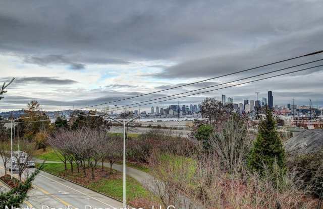 3213 Harbor Ave SW #304 Gallery 3