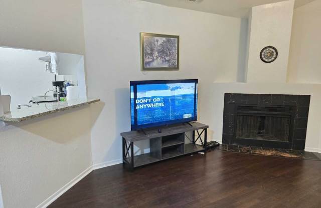 Beautifully maintained rental home conveniently located in Northeast San Antonio! Gallery 4