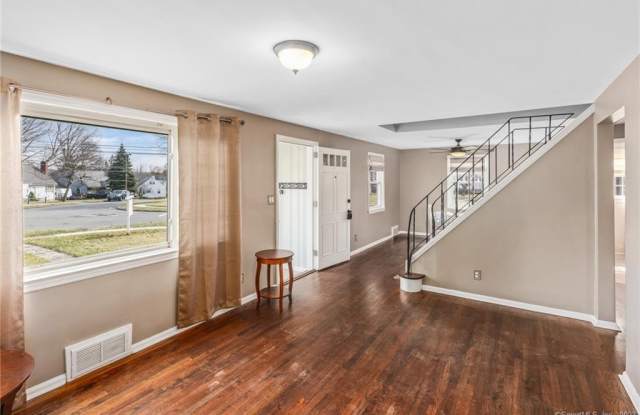 15 Dwight Road Gallery 4