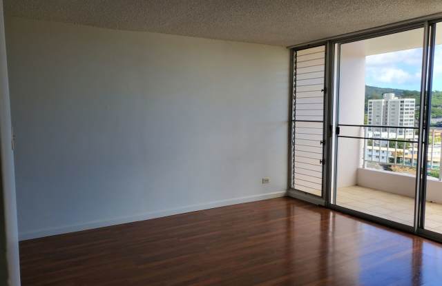 Dominis West 1106 photos photos