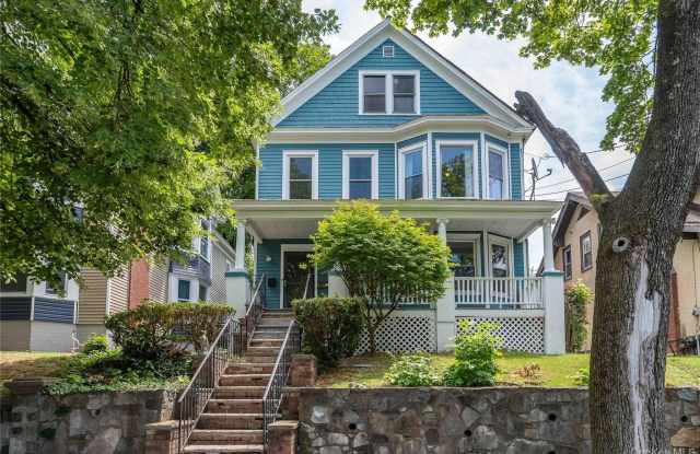 65 N Clinton photos photos