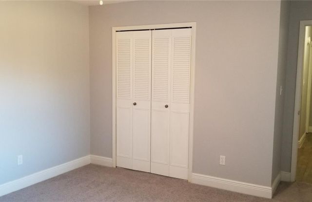 4514 LIGHTHOUSE Circle Gallery 3