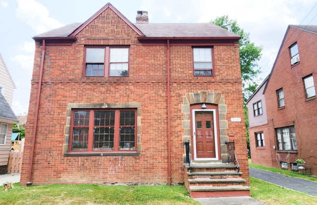 3 Bedford Single Family Home - 3640 Berkeley Road, Cleveland Heights, OH 44118 3 Bedford Single Family Home - 3640 Berkeley Road, Cleveland Heights, OH 44118