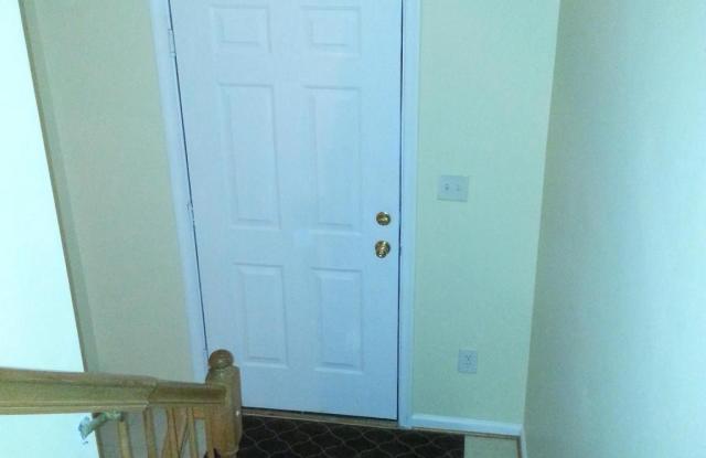 2060 UNIVERSITY BOULEVARD W photos photos