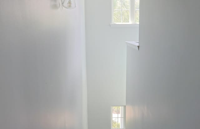 1225 Blakeway Street Gallery 2