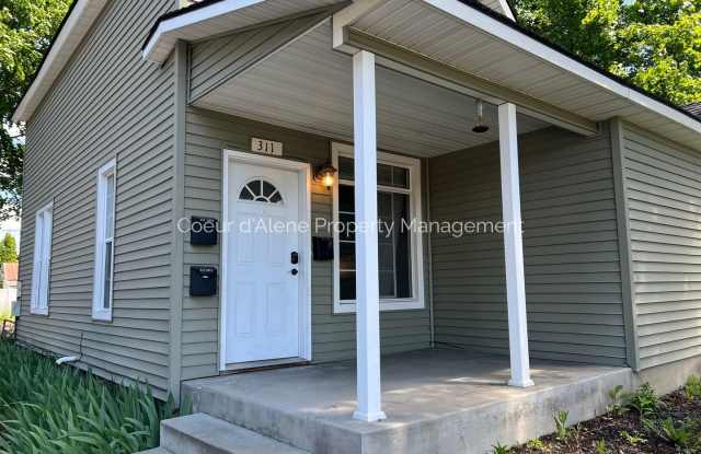 2 bed apartment 6 blocks from Sherman Ave! Gallery 2
