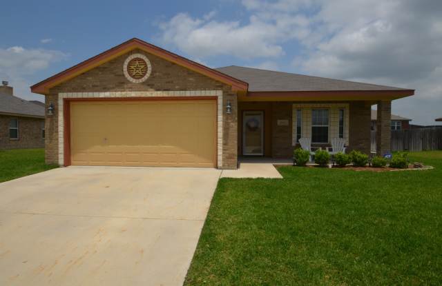 Gorgeous 3 bedroom 2 bath home in desired location!! photos photos