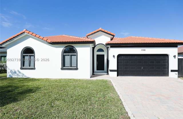 17120 SW 92nd Ct Gallery 1